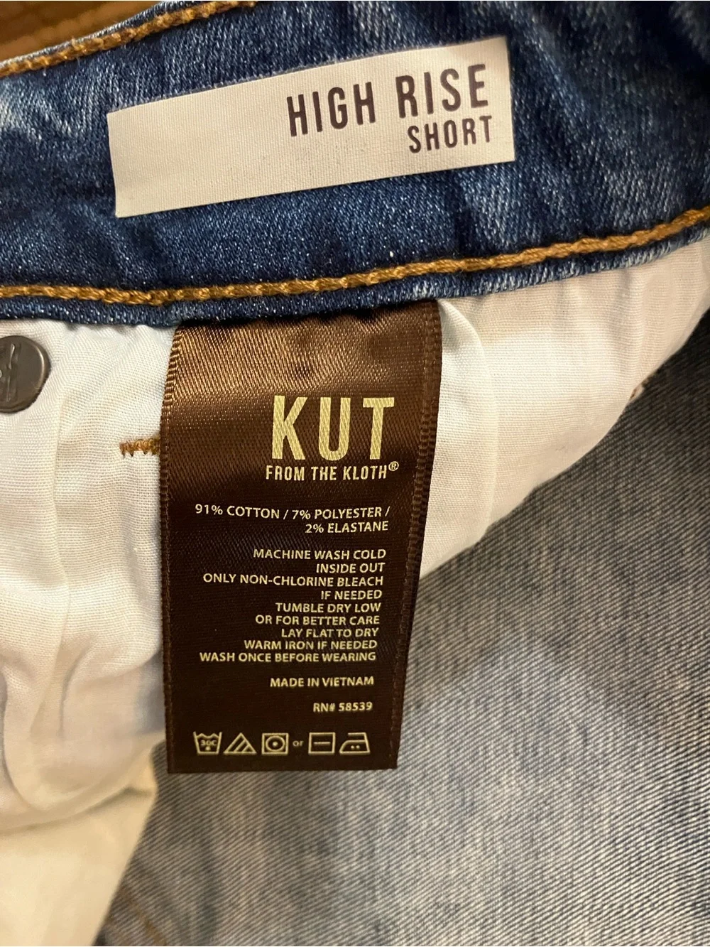 Kut From The Kloth High Rise Fray Hem Denim Short 0